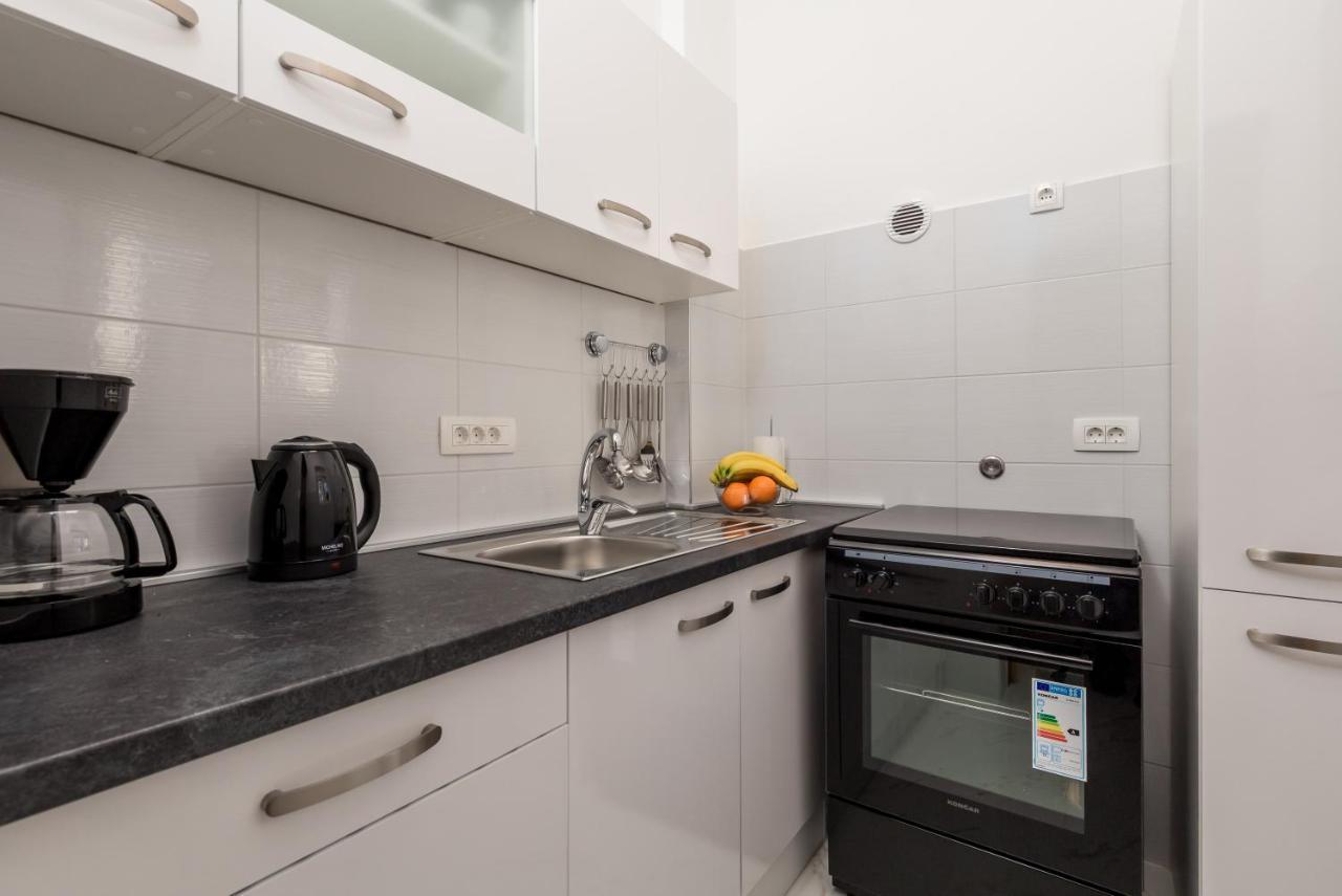Apartman Jasmina 2 Rijeka Exteriör bild